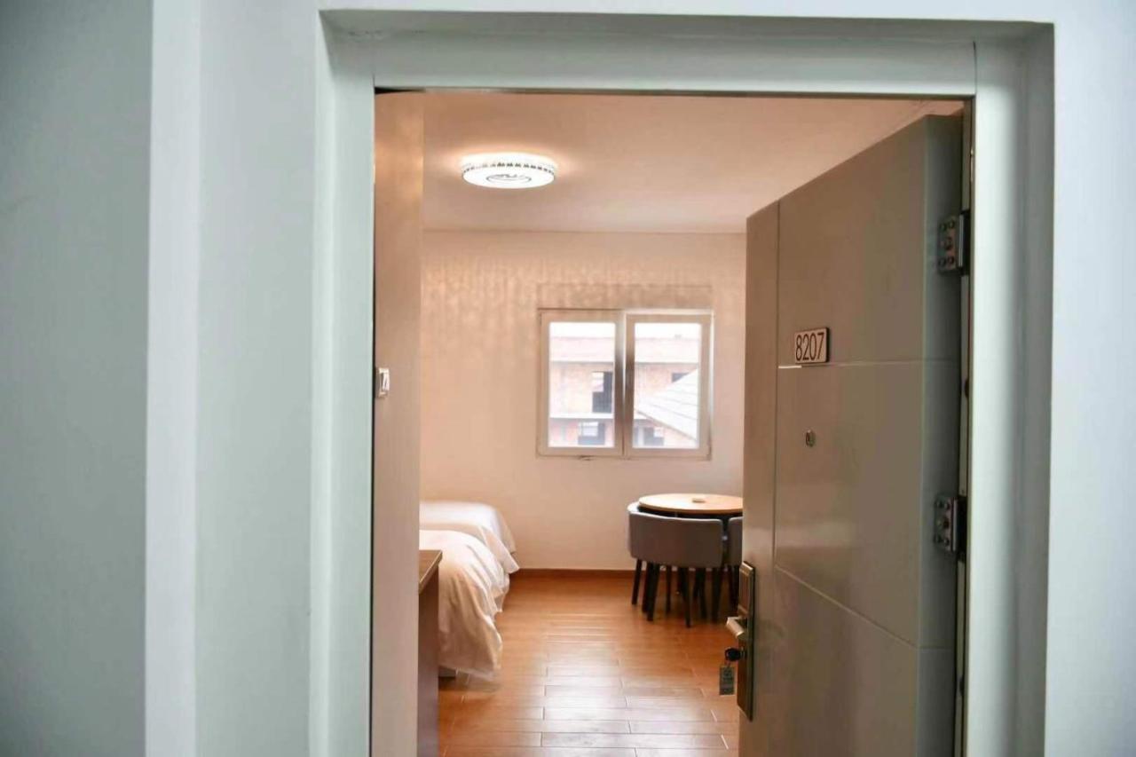Asuka Apartmani 飞鸟客 Surčin Exterior foto