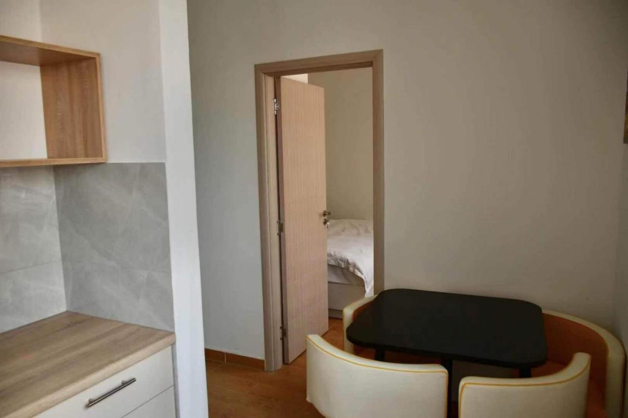 Asuka Apartmani 飞鸟客 Surčin Exterior foto